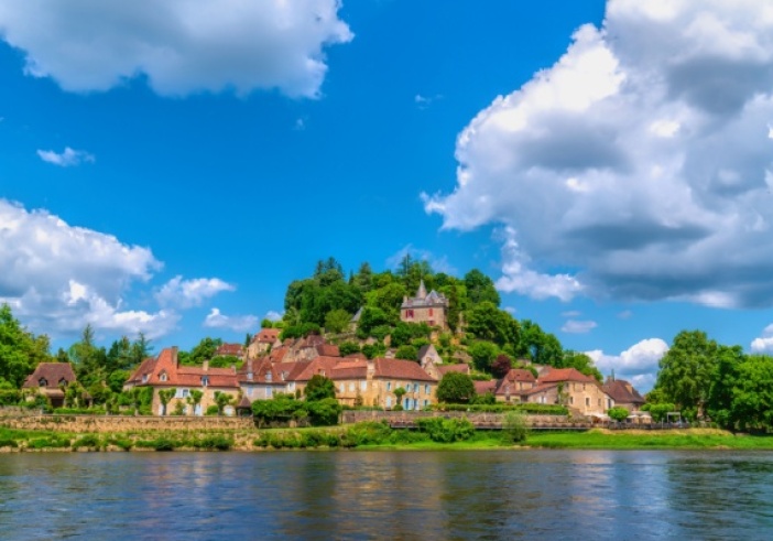Illustration de l'article : Villages vacances : revue des mesures de classement