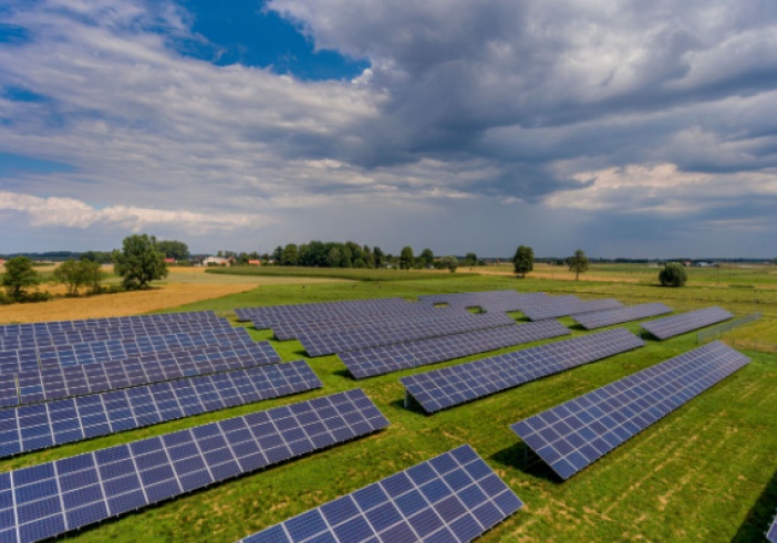 Illustration de l'article : Agriculture : un début de simplification pour l’énergie photovoltaïque ?