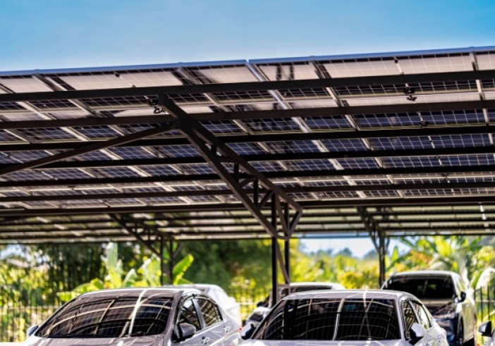 Illustration de l'article : Loi de simplification de l’urbanisme : du nouveau pour la solarisation des parkings !