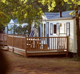 Illustration article : Mobil-home : location d’emplacement et pratiques abusives