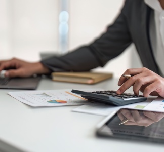 Illustration article : C’est l’histoire d’une société qui aurait dû tourner la page du « papier » et passer au numérique…