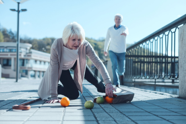 Illustration de l'actualité Professionnels de santé : un guide sur la prévention des chutes des seniors