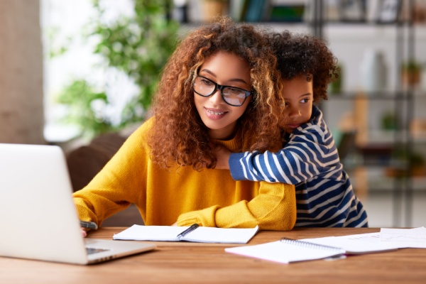 Illustration de l'actualité Congé parental d’éducation : un délai à respecter ?