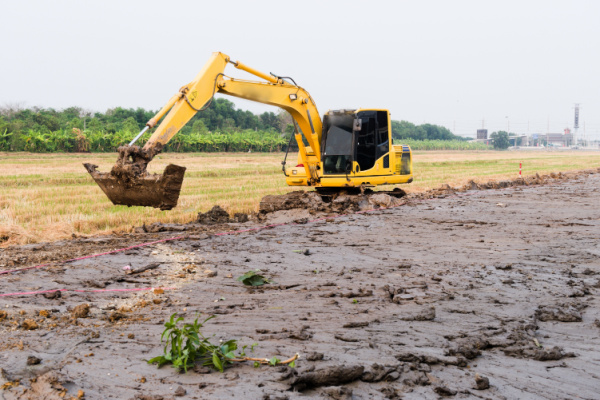 Illustration de l'actualité Entreprise de travaux agricoles : quand une pelleteuse sectionne une canalisation d’eau…