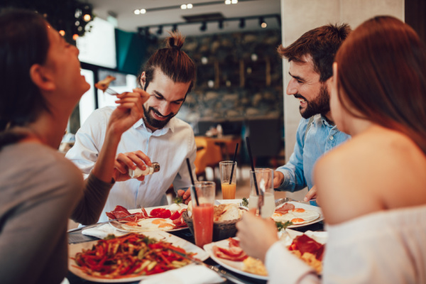 Illustration de l'actualité Titres-restaurant : relèvement de la limite d’exonération de cotisations pour 2023